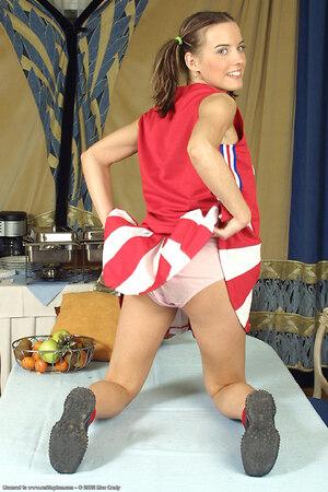 Original 683 px/ 1024 px