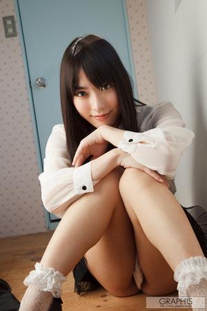 Original 853 px/ 1280 px