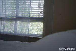 Original 1604 px/ 1070 px