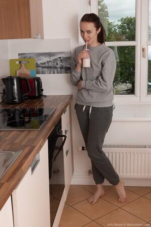 Original 2000 px/ 3000 px