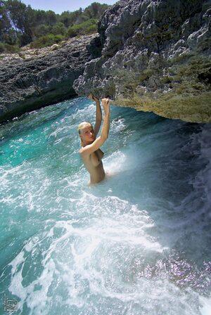 Original 1500 px/ 2240 px