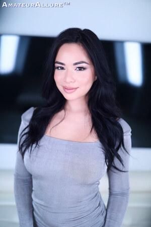 Original 2560 px/ 3840 px