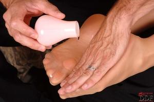 Original 1169 px/ 776 px