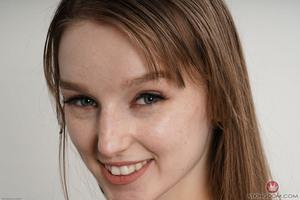 Original 3000 px/ 2001 px