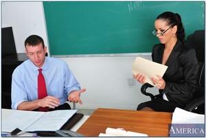 Original 850 px/ 569 px