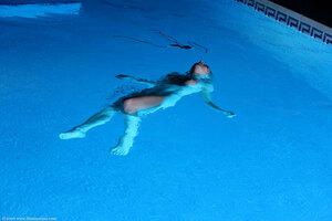 Original 1648 px/ 1098 px