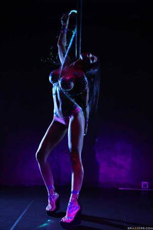 Original 1663 px/ 2495 px