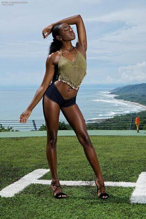 Original 3000 px/ 4500 px