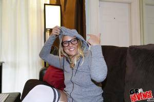 Original 2700 px/ 1800 px