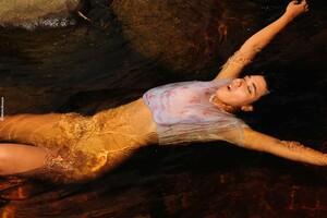 Original 1702 px/ 1133 px