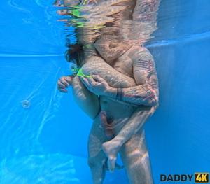 Original 5568 px/ 4872 px