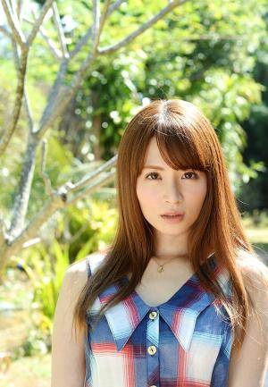 Original 885 px/ 1280 px