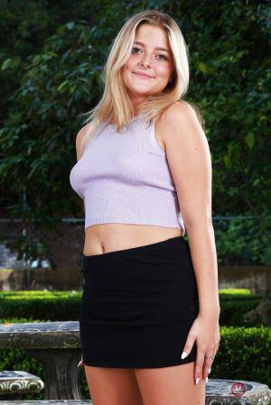 Original 2001 px/ 3000 px