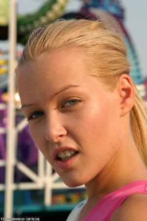 Original 1025 px/ 1536 px