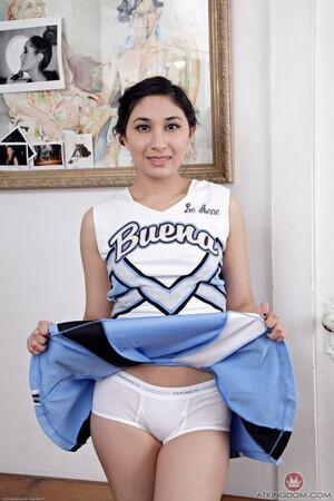 Original 682 px/ 1024 px