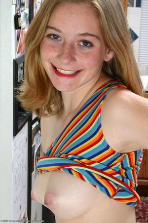 Original 680 px/ 1024 px