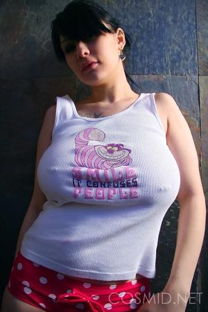 Original 1067 px/ 1600 px