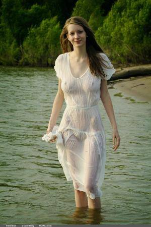 Original 1066 px/ 1600 px