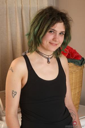 Original 2000 px/ 3000 px