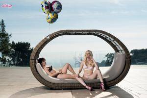 Original 2995 px/ 2000 px