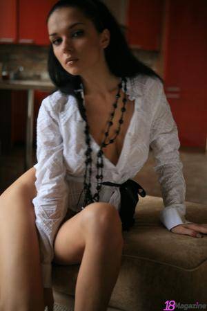 Original 854 px/ 1280 px