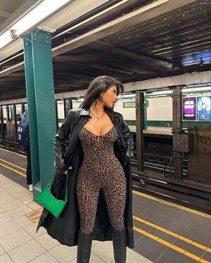 Original 1080 px/ 1347 px