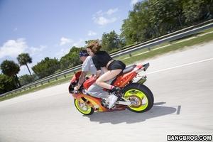 Original 800 px/ 533 px