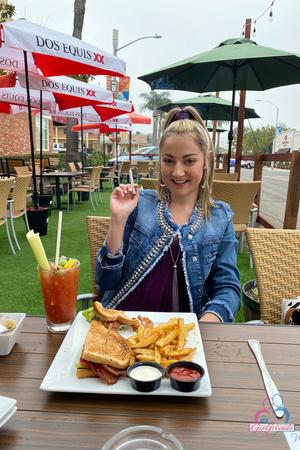 Original 2000 px/ 3000 px