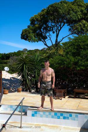 Original 854 px/ 1280 px