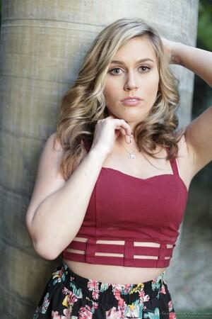 Original 1280 px/ 1920 px