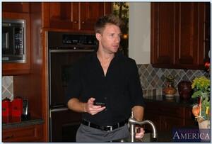 Original 850 px/ 574 px