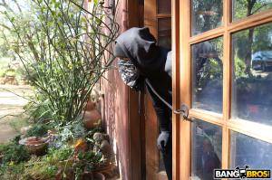 Original 2000 px/ 1333 px