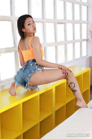 Original 2000 px/ 3000 px