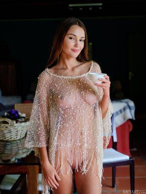 Original 3243 px/ 4324 px