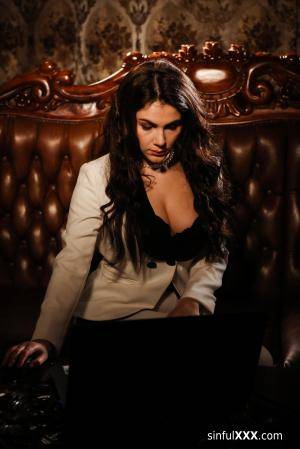 Valentina Nappi - Seduced By The Boss 3