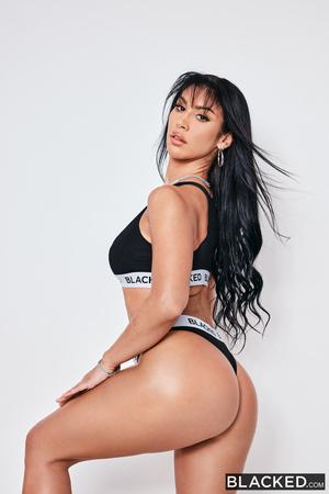 Original 2000 px/ 2999 px