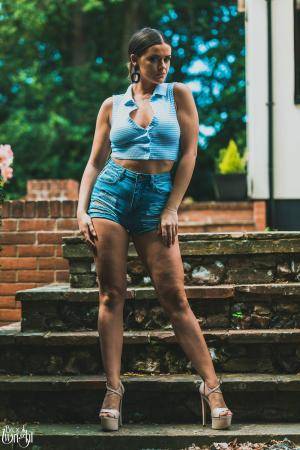 Original 3000 px/ 4500 px