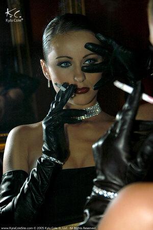 Original 680 px/ 1024 px