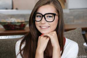 Original 900 px/ 600 px