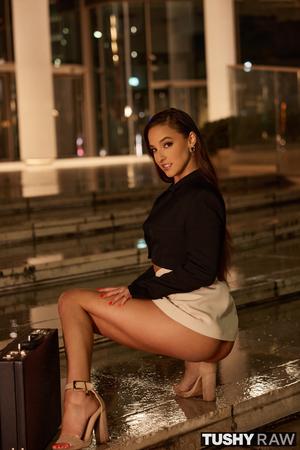 Original 2000 px/ 2999 px