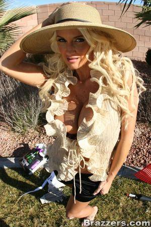 Original 600 px/ 900 px