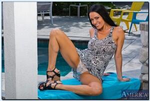 Original 850 px/ 573 px