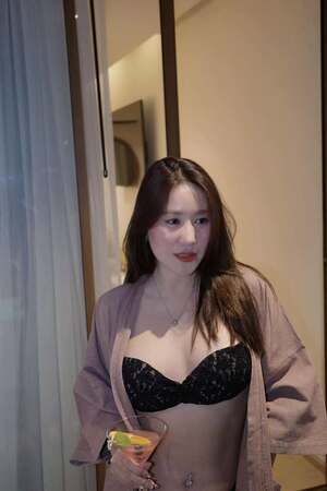 Original 720 px/ 1079 px