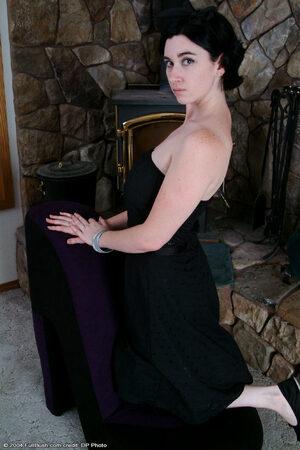 Original 683 px/ 1024 px