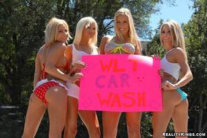 Original 900 px/ 602 px