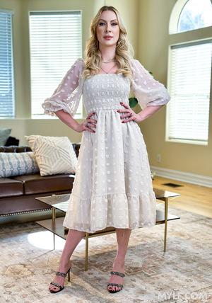 Sydney Paige - Concept Nanny Diaries