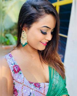 Original 640 px/ 800 px