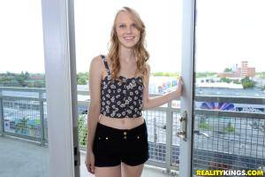 Original 3840 px/ 2564 px