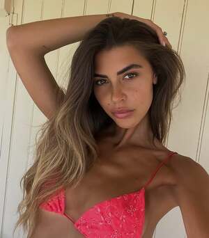 Original 640 px/ 730 px