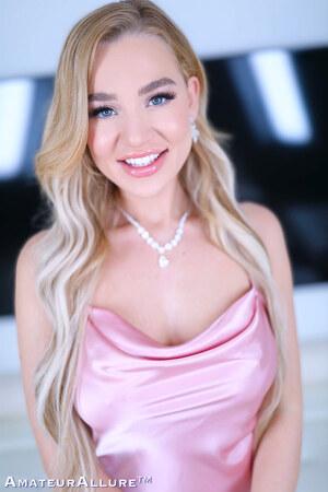 Original 2560 px/ 3840 px